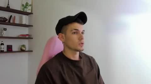 booyhott_ online show from 12.14.25