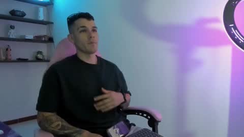 booyhott_ online show from 12.19.25