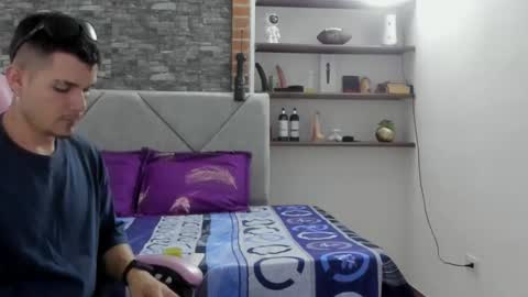 booyhott_ online show from 01.05.26