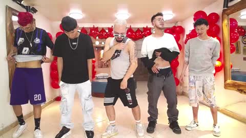 THOMAS AND DAMIAND online show from 02.09.25