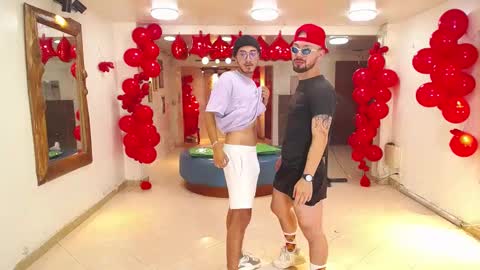 THOMAS AND DAMIAND online show from 02.22.25