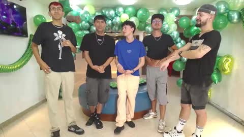 THOMAS AND DAMIAND online show from 03.02.25