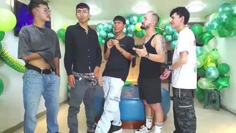 THOMAS AND DAMIAND online show from 03.04.25