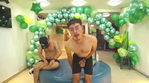 THOMAS AND DAMIAND online show from 03.05.25