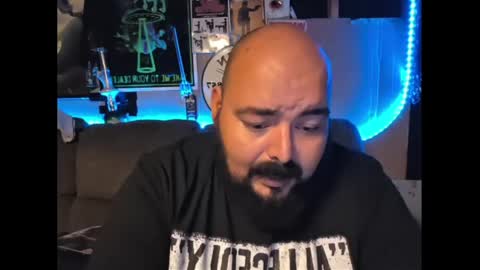 Snapshot of bossdeuce420 chatting on 04.18.26 bossdeuce420 online show from 04.18.26