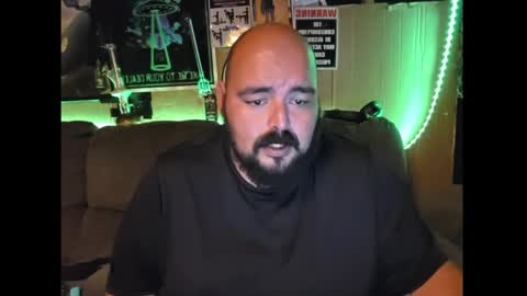 Snapshot of bossdeuce420 chatting on 04.21.26 bossdeuce420 online show from 04.21.26