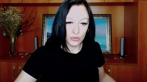 Lara online show from 01.10.26