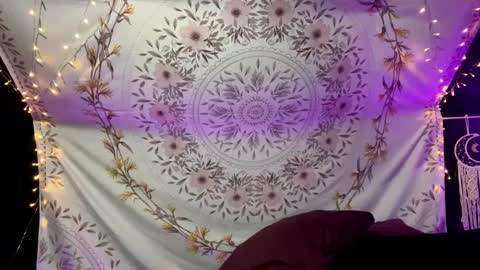 BossMom online show from 02.10.25