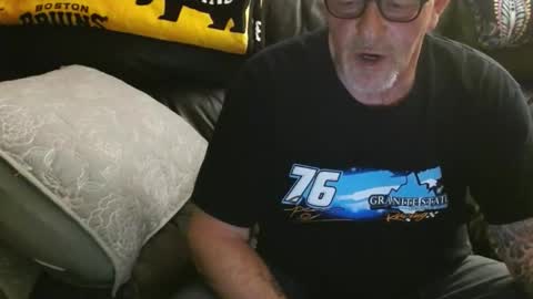 bostonguy1969 online show from 04.15.26