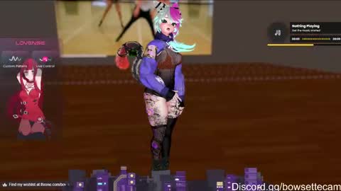 Snapshot of bowsette_ chatting on 10.02.25 Camila online show from 10.02.25