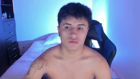 boy_nauthy online show from 04.12.26