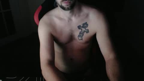 boy_t0y89 online show from 12.22.25