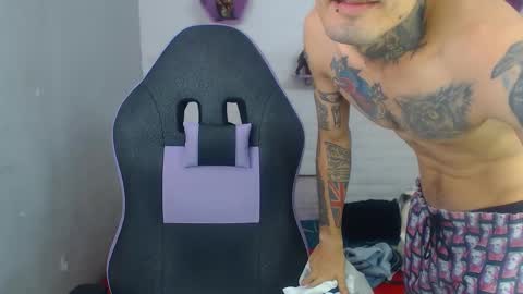 boy_tatto77 online show from 12.22.25