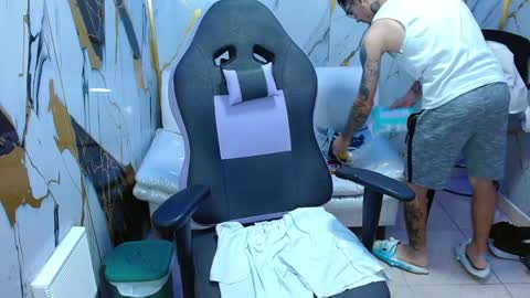 Snapshot of boy_tatto77 chatting on 04.25.26 boy_tatto77 online show from 04.25.26