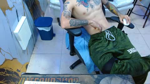 Snapshot of boy_tatto77 chatting on 05.15.26 boy_tatto77 online show from 05.15.26
