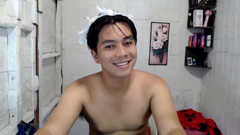 Snapshot of boyinyourfantasy chatting on 12.23.24 Dex online show from 12.23.24