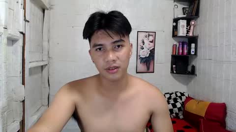 Snapshot of boyinyourfantasy chatting on 12.29.24 Dex online show from 12.29.24