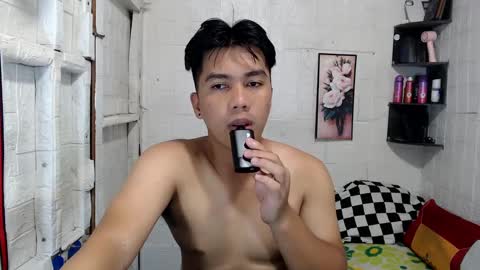 Snapshot of boyinyourfantasy chatting on 01.07.25 Dex online show from 01.07.25