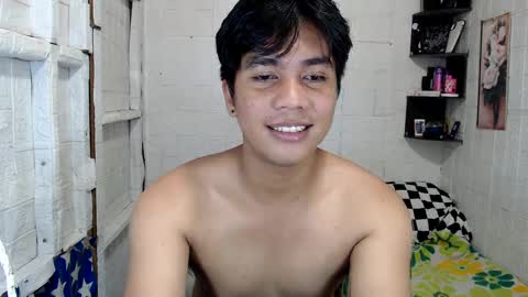 Snapshot of boyinyourfantasy chatting on 02.28.25 Dex online show from 02.28.25