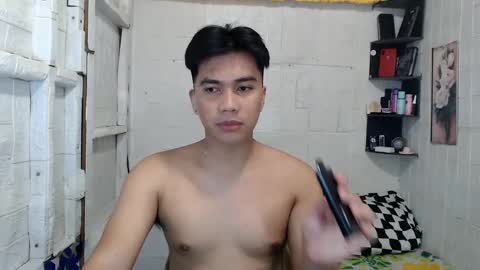 Snapshot of boyinyourfantasy chatting on 03.03.25 Dex online show from 03.03.25