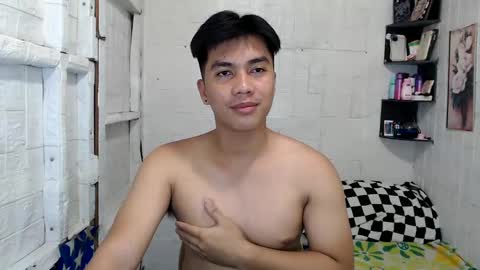 Snapshot of boyinyourfantasy chatting on 03.05.25 Dex online show from 03.05.25