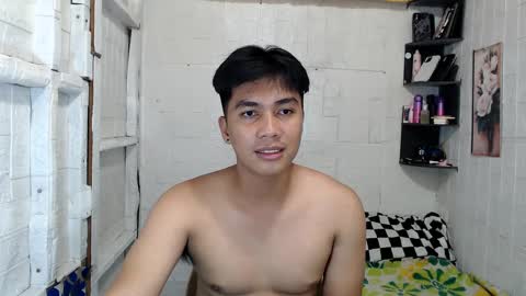 Snapshot of boyinyourfantasy chatting on 03.09.25 Dex online show from 03.09.25