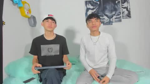 boys4hot_777 online show from 03.06.25