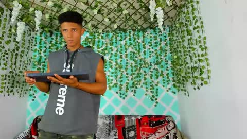 boys4hot_777 online show from 03.10.25