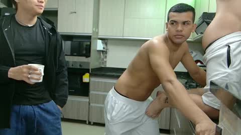 Snapshot of boysgang_sex chatting on 09.28.25 Angelo Mark Fernando Taylor online show from 09.28.25