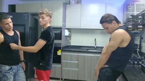 Snapshot of boysgang_sex chatting on 11.07.25 Angelo Mark Fernando Taylor online show from 11.07.25