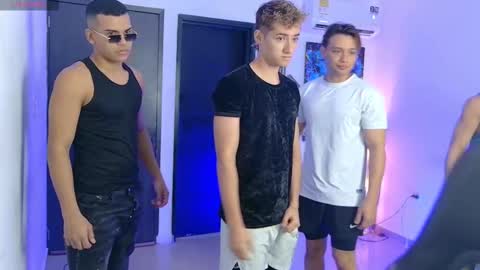 Snapshot of boysgang_sex chatting on 11.20.25 Angelo Mark Fernando Taylor online show from 11.20.25