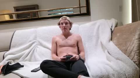 Boyyhb online show from 11.12.25