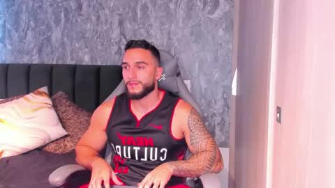 Snapshot of brad1_ chatting on 11.02.25 instagramBrad mayers1twittermayersbrad online show from 11.02.25