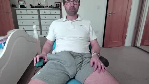 bradley77777 online show from 02.17.25