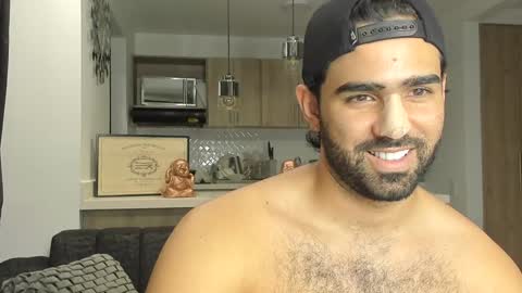 bradleymartin7 online show from 01.04.25