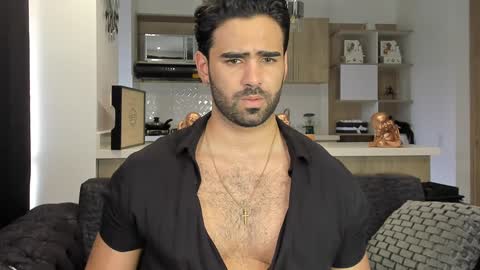 bradleymartin7 online show from 01.17.25