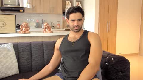 bradleymartin7 online show from 12.20.25