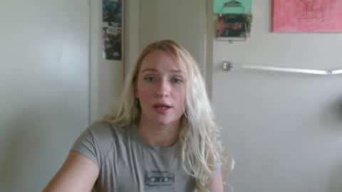 Snapshot of braindeadbetty chatting on 05.21.26 i am a naughty jedi knight online show from 05.21.26