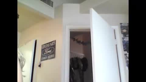 Snapshot of braindeadbetty chatting on 05.28.26 i am a naughty jedi knight online show from 05.28.26