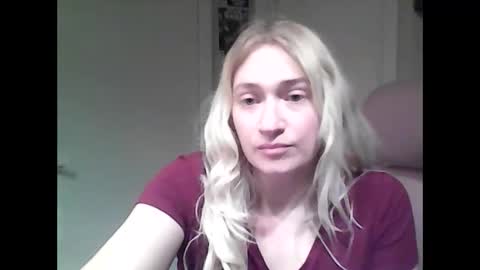 Snapshot of braindeadbetty chatting on 06.01.26 i am a naughty jedi knight online show from 06.01.26