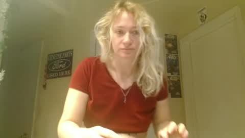 Snapshot of braindeadbetty chatting on 06.22.26 i am a naughty jedi knight online show from 06.22.26
