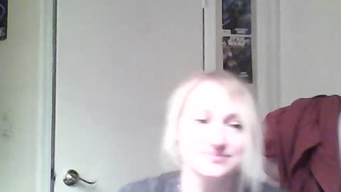 Snapshot of braindeadbetty chatting on 07.03.26 i am a naughty jedi knight online show from 07.03.26