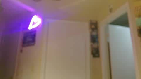 Snapshot of braindeadbetty chatting on 07.05.26 i am a naughty jedi knight online show from 07.05.26