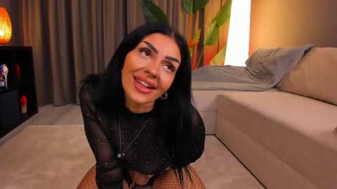 Lunaria online show from 04.15.26