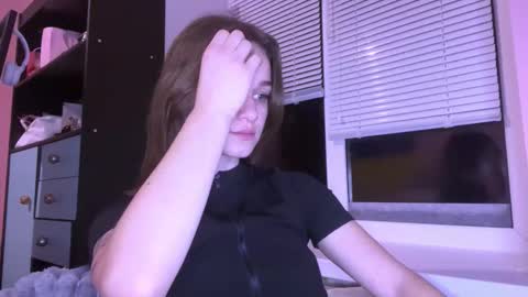 Snapshot of bralkissy chatting on 03.06.26 Kate online show from 03.06.26