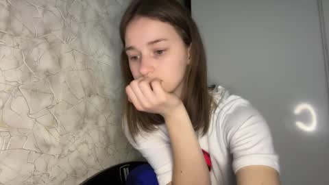 Snapshot of bralkissy chatting on 03.20.26 Kate online show from 03.20.26