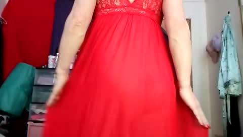 Snapshot of branda_ley chatting on 11.23.25 Brandaley online show from 11.23.25