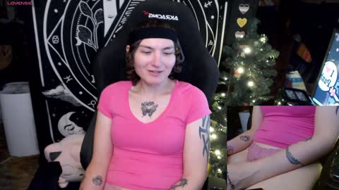 Snapshot of brandiwrld999 chatting on 12.30.24 BrandiWRLD999 online show from 12.30.24