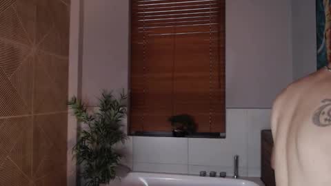 brandon_starkk online show from 12.04.25