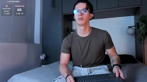 brandon_starkk online show from 03.10.26